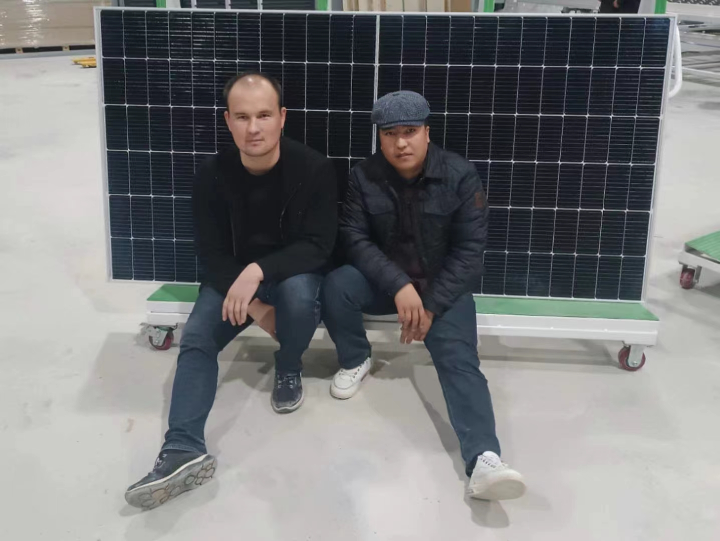 Milestone for Renewable Energy Development: Uzbekistan's First 550Watt Solar Panel Production Line Commences Operations in December