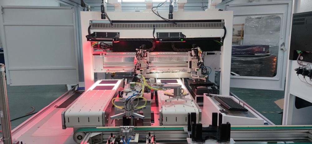 High-speed fiber laser cutting machine for solar cell