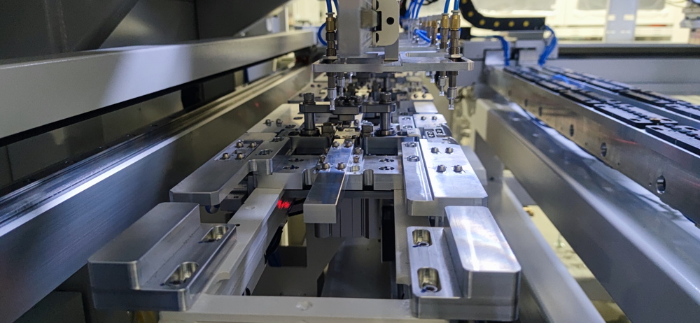 solar soldering bussing machine solar soldering bussing machine